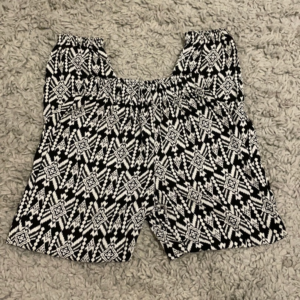 Printed black & white pants